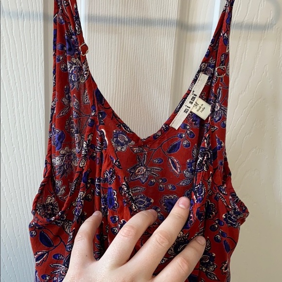 Red with white and blue floral pattern dress - Picture 3 of 10